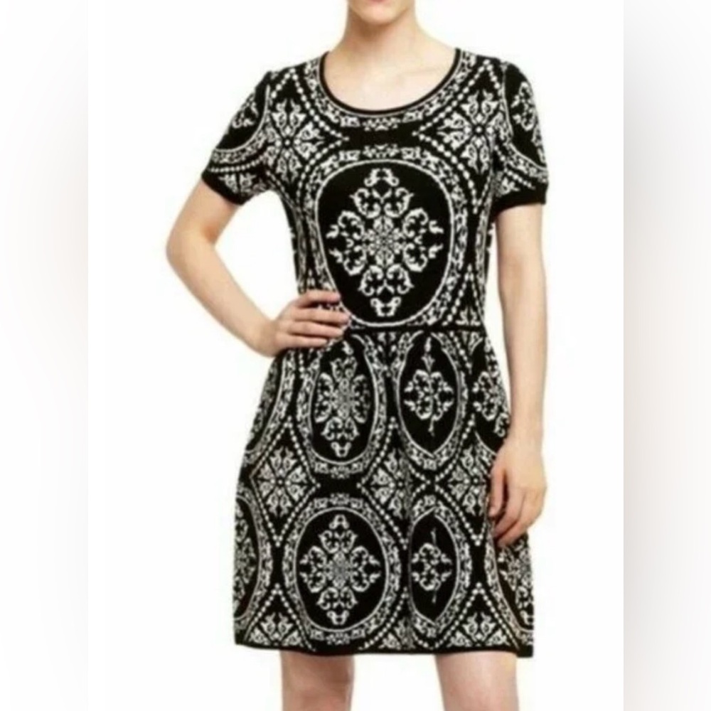 Ready for Fall! Romeo & Juliet Couture Black and White Mini Dress SzXS
